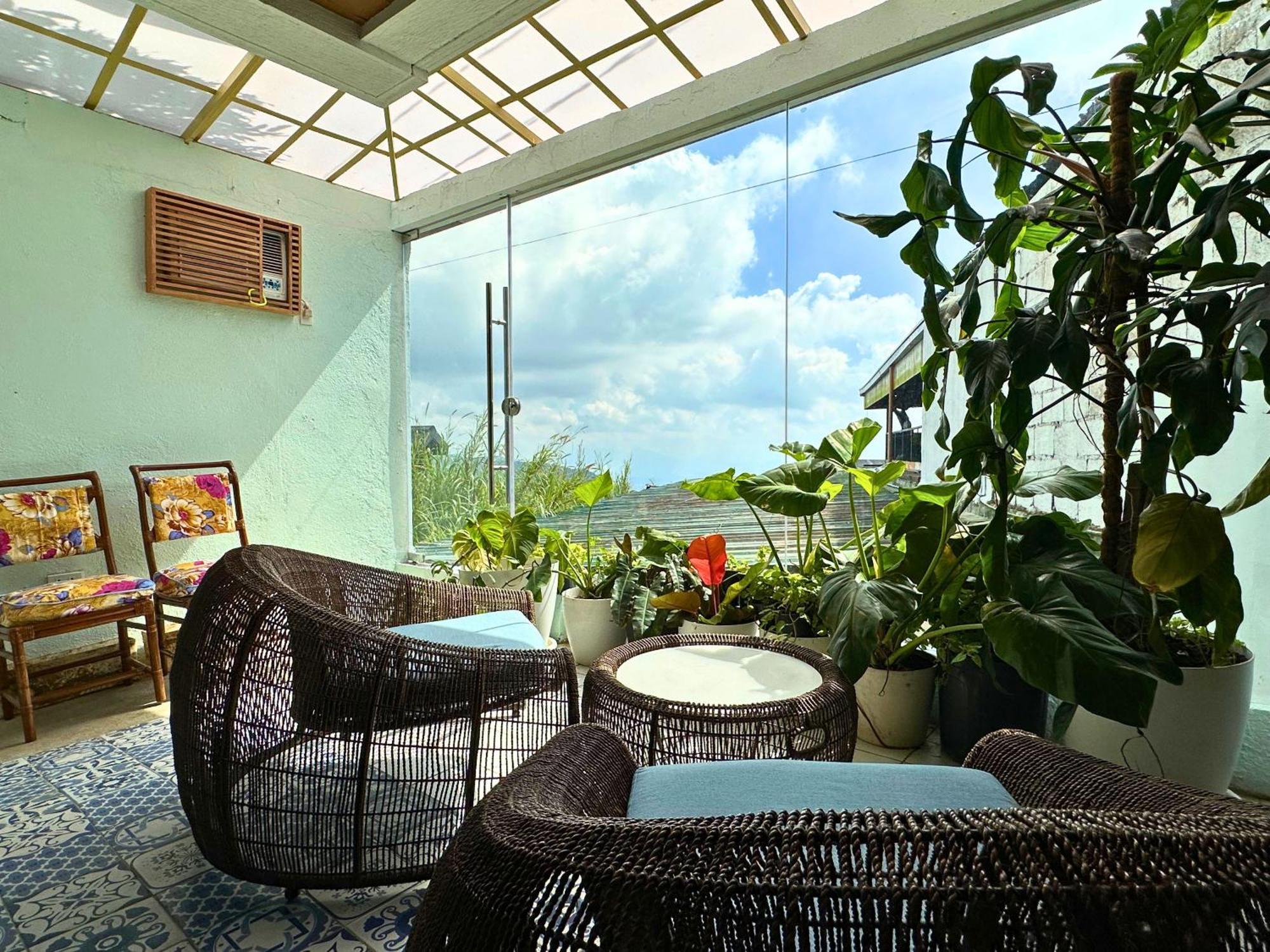 Cabins By Eco Hotels Tagaytay City Exterior photo