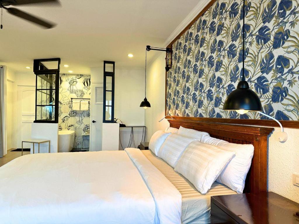 Cabins By Eco Hotels Tagaytay City Exterior photo
